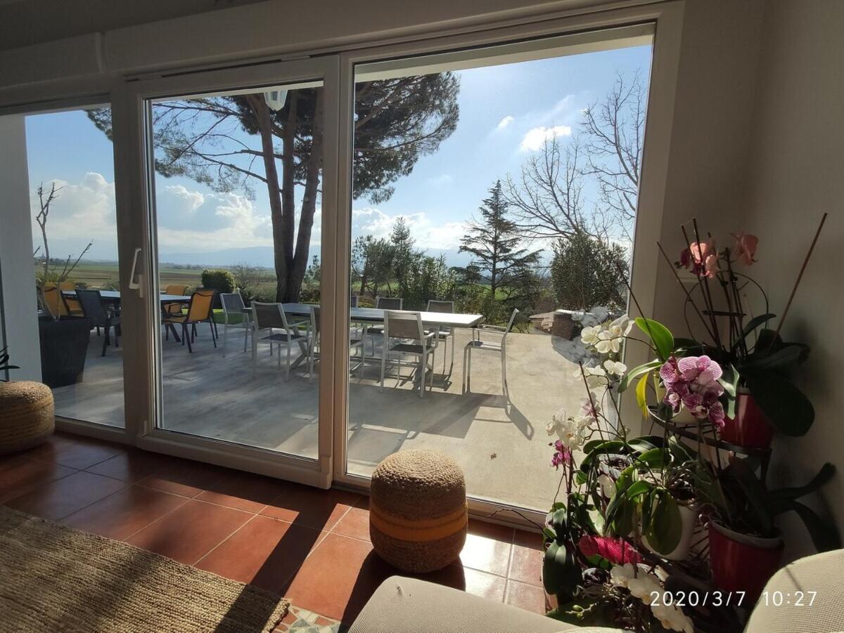 La Villa Moursoise 4 Etoiles 外观 照片