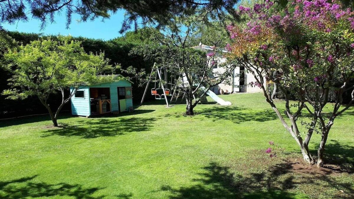 La Villa Moursoise 4 Etoiles 外观 照片